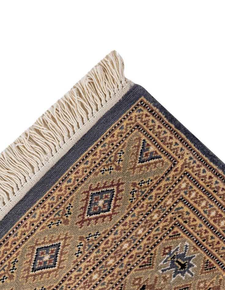 Detail image of 4' 2 x 6' 2  Hand Knotted Bokhara Rug