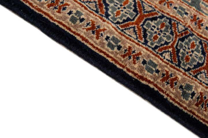 2' 8 x 4' 6 Hand Knotted Bokhara Oriental Wool Rug