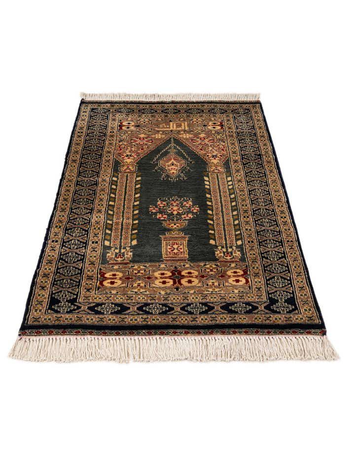 2' 7 x 4' 8 Hand Knotted Bokhara Oriental Wool Rug