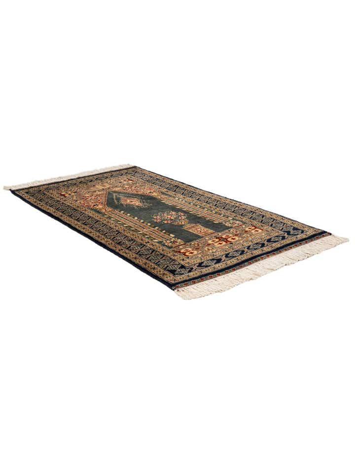 2' 7 x 4' 8 Hand Knotted Bokhara Oriental Wool Rug