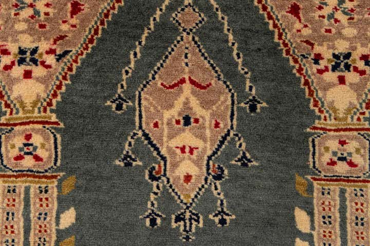 2' 7 x 4' 8 Hand Knotted Bokhara Oriental Wool Rug