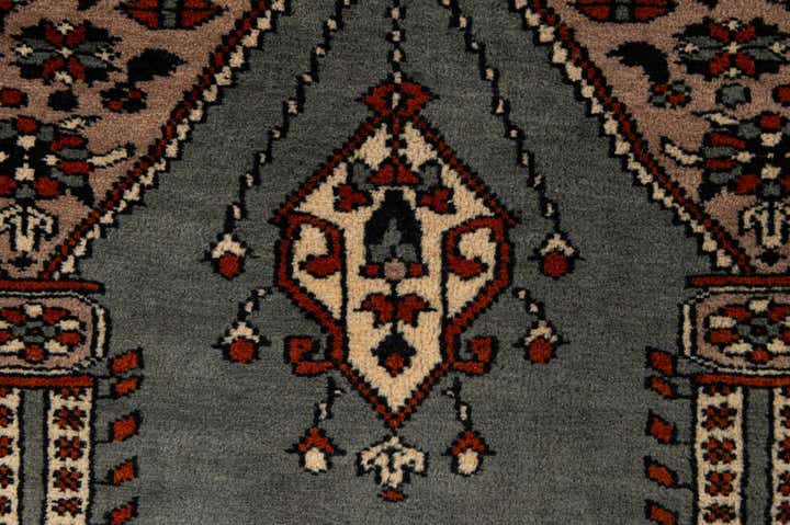 2' 8 x 4' 4 Hand Knotted Bokhara Oriental Wool Rug