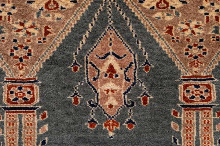 2' 8 x 4' 5 Hand Knotted Bokhara Oriental Wool Rug