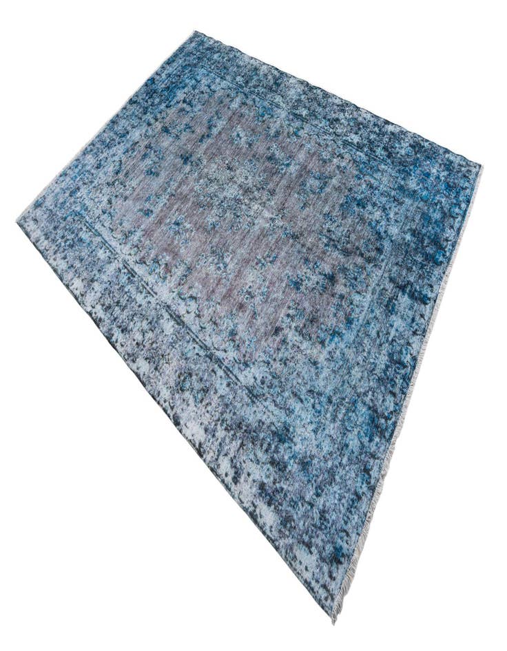 Detail image of 5' 5 x 7' 4 Boutique Rug