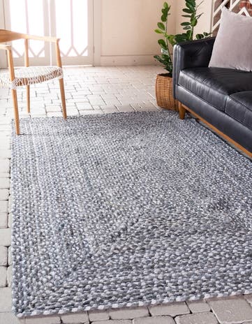6' 1 x 9' Handmade Braided Chindi Rug