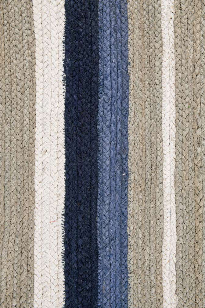 5' 2 x 8' 4 Handmade Braided Jute Rug