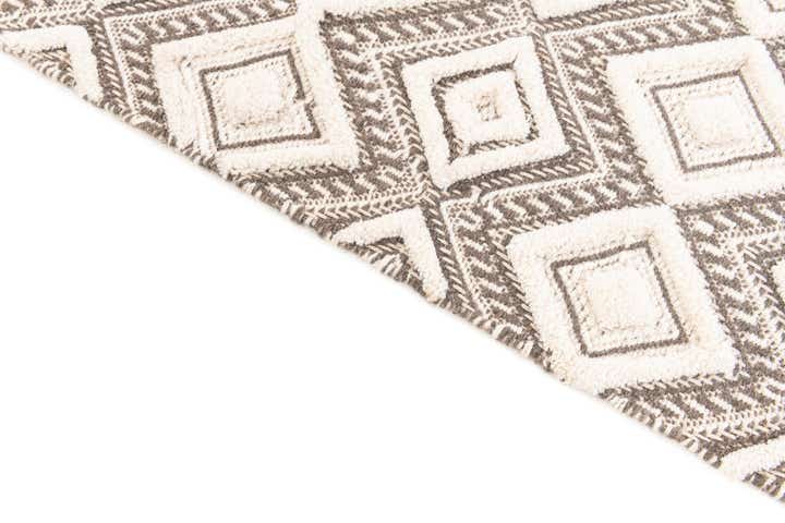 2' 2 x 3' 1 Handmade Braided Jute Rug