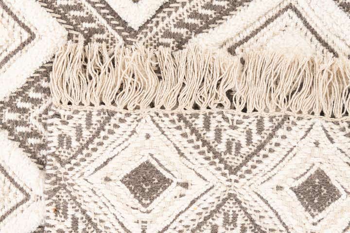 2' 2 x 3' 1 Handmade Braided Jute Rug