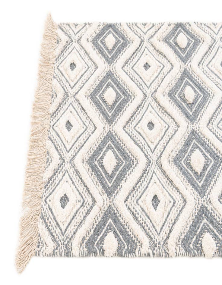 Detail image of 2' x 3'  Hand Braided Jute Rug