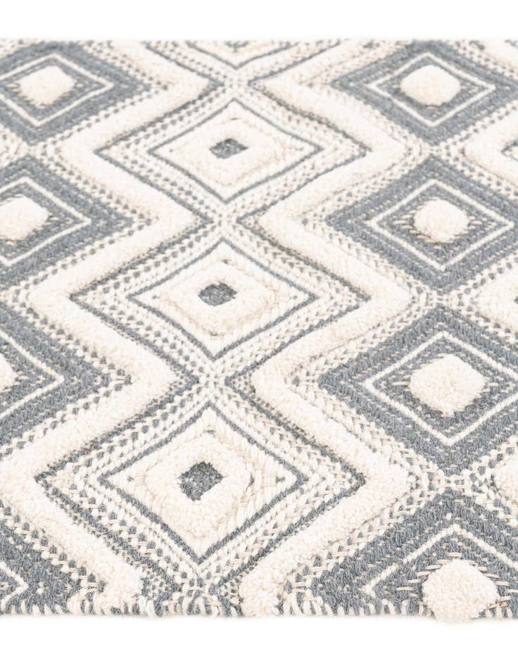 Detail image of 2' x 3'  Hand Braided Jute Rug