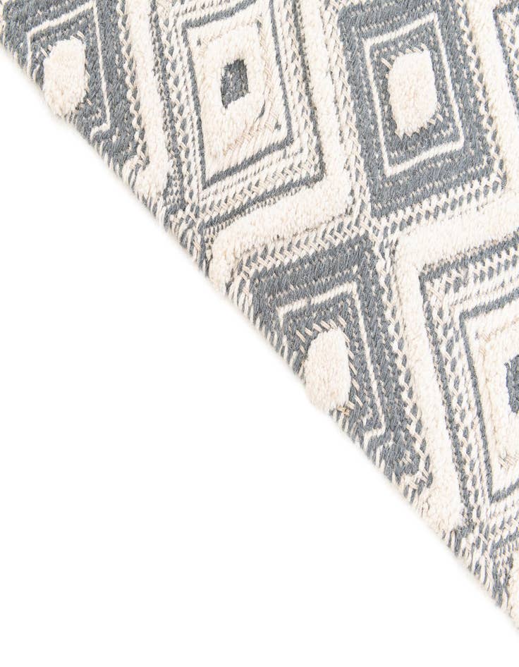 Detail image of 2' x 3'  Hand Braided Jute Rug