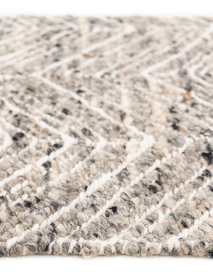 Detail image of 2' x 3' 2 Hand Knotted Braided Jute Rug