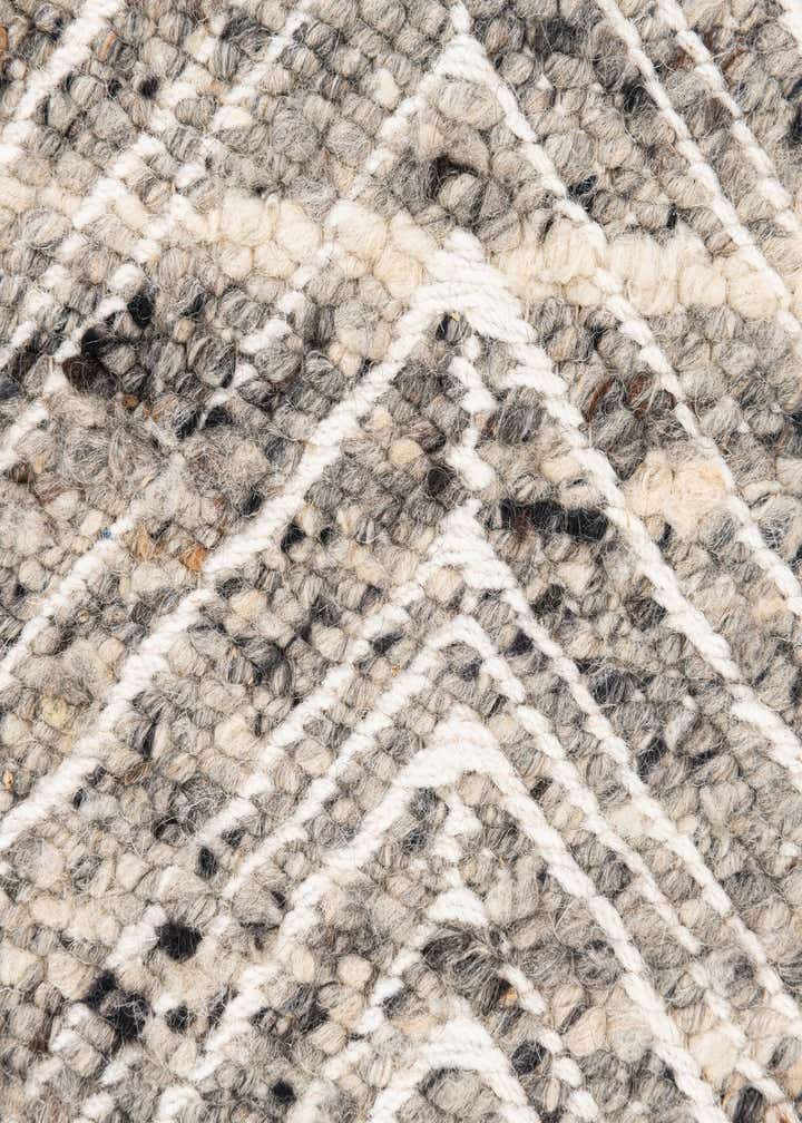 2' x 3' 2 Hand Knotted Braided Jute Rug