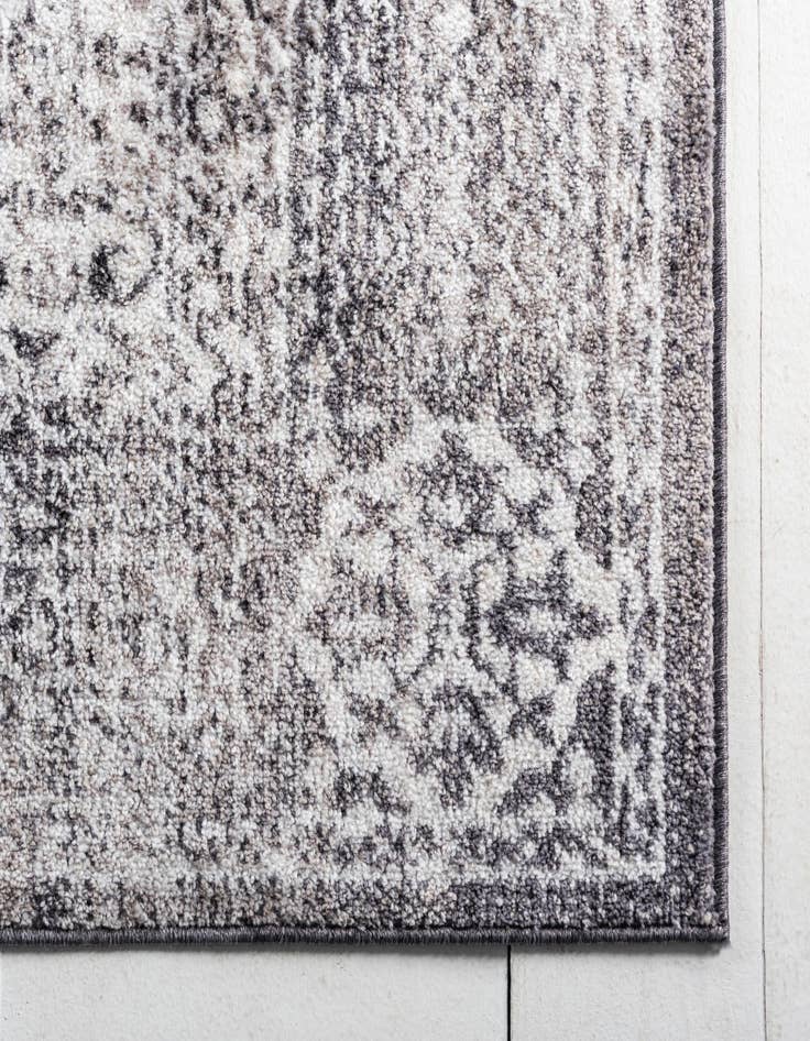 Detail image of 5' 3 x 7' 10 Brooklyn Rug