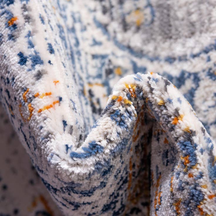 Detail image of 9' x 12' Budapest Rug
