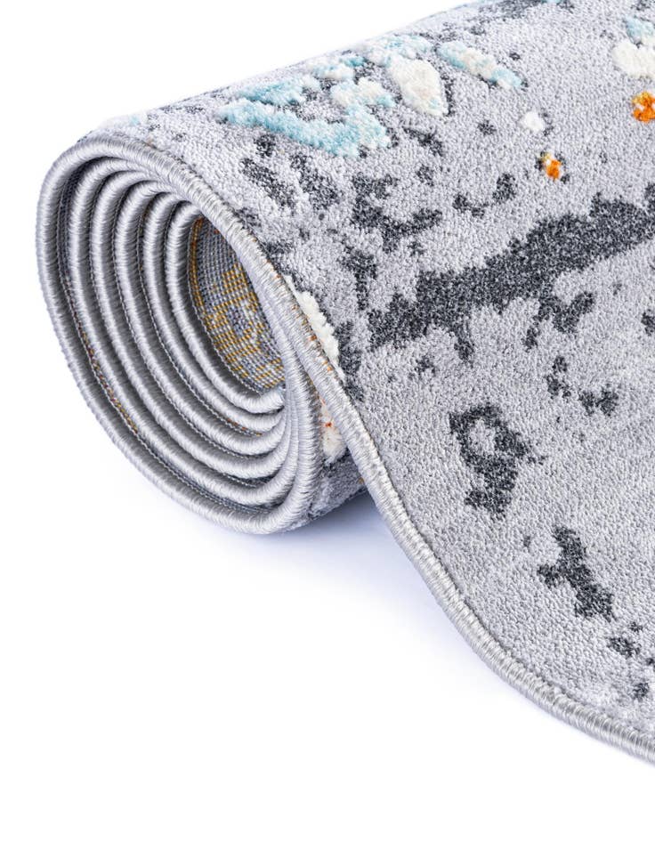 Detail image of 9' x 12' Budapest Rug