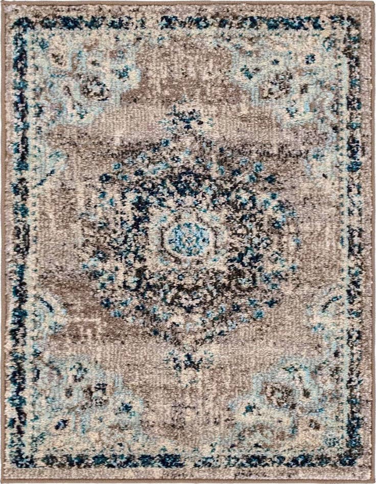Detail image of 2' x 3' Carrington Rug