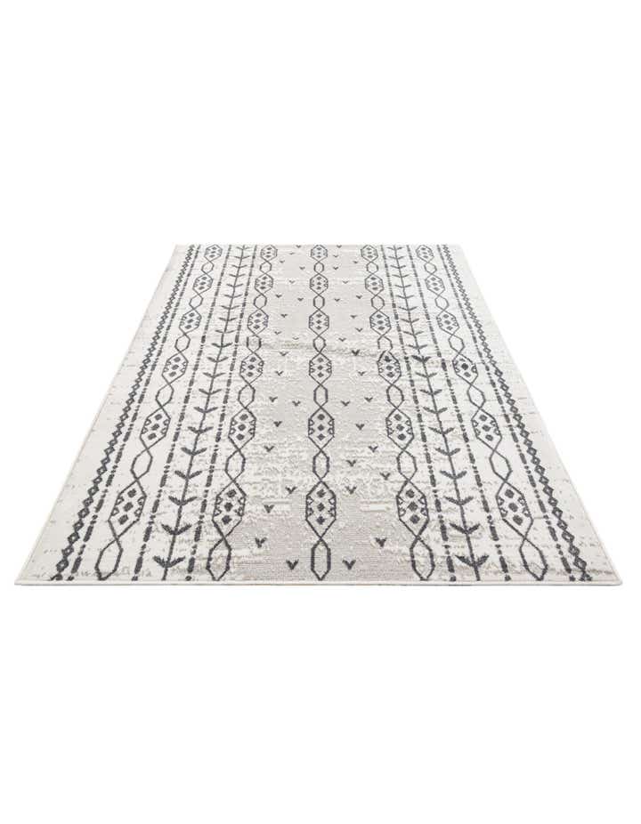 5' 3 x 7' 8 Caspian Rug