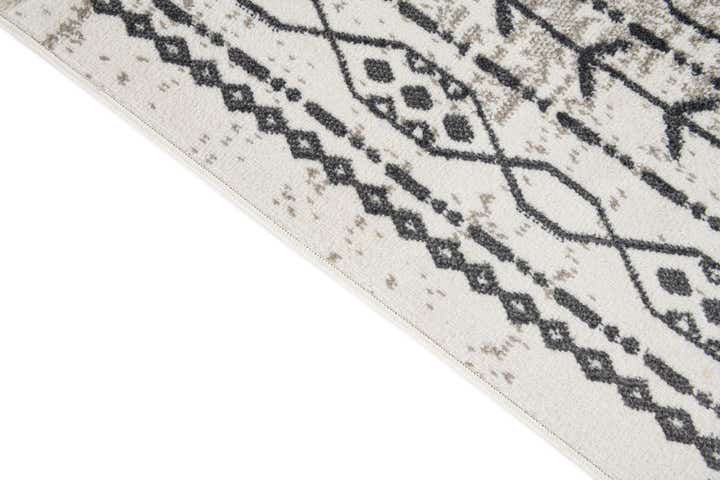 5' 3 x 7' 8 Caspian Rug