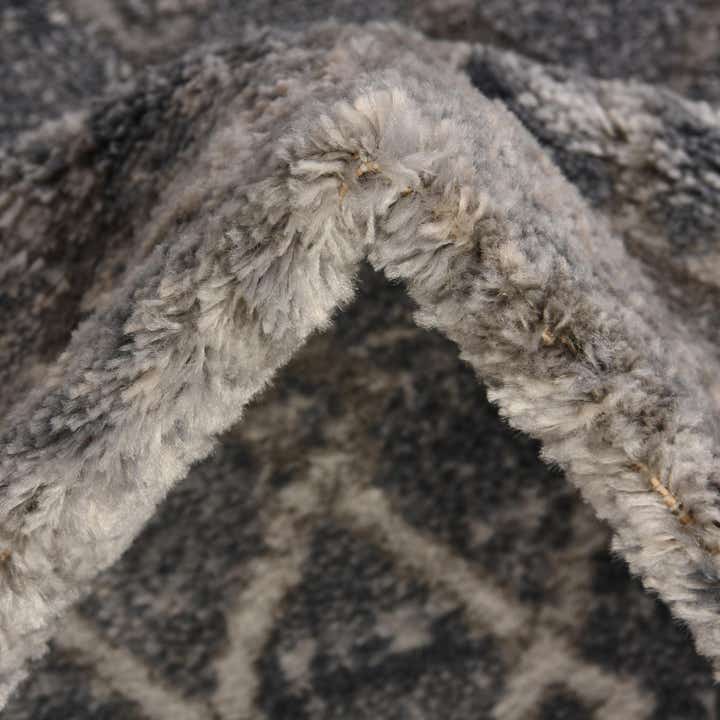 4' x 6' Caspian Rug
