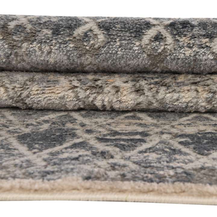 4' x 6' Caspian Rug