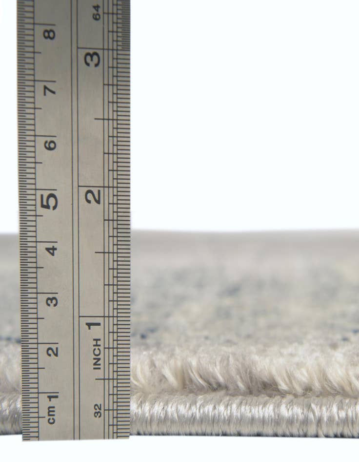 Detail image of 9' x 12' Charleston Rug