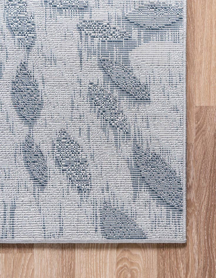 Detail image of 8' x 10' Charleston Rug