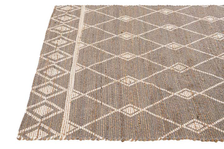 4' 2 x 6' Hand Braided Chenille Jute Rug
