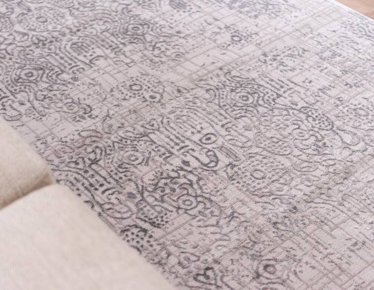 Detail image of 10' 4 x 14' Chesterfield Rug