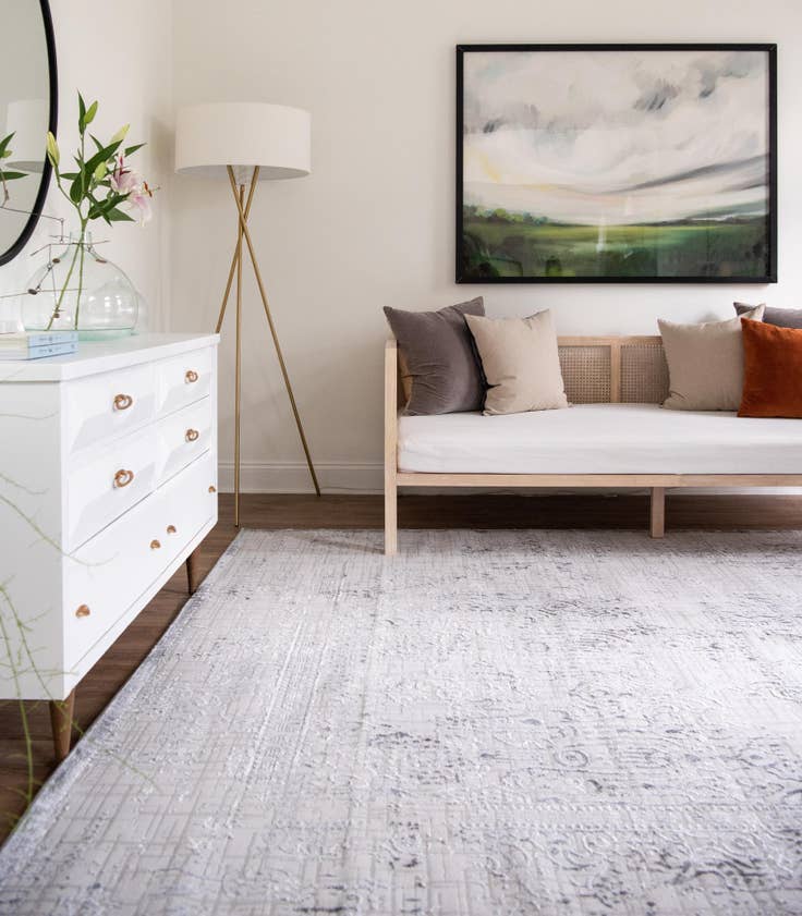 Detail image of 8' x 10' Chesterfield Rug