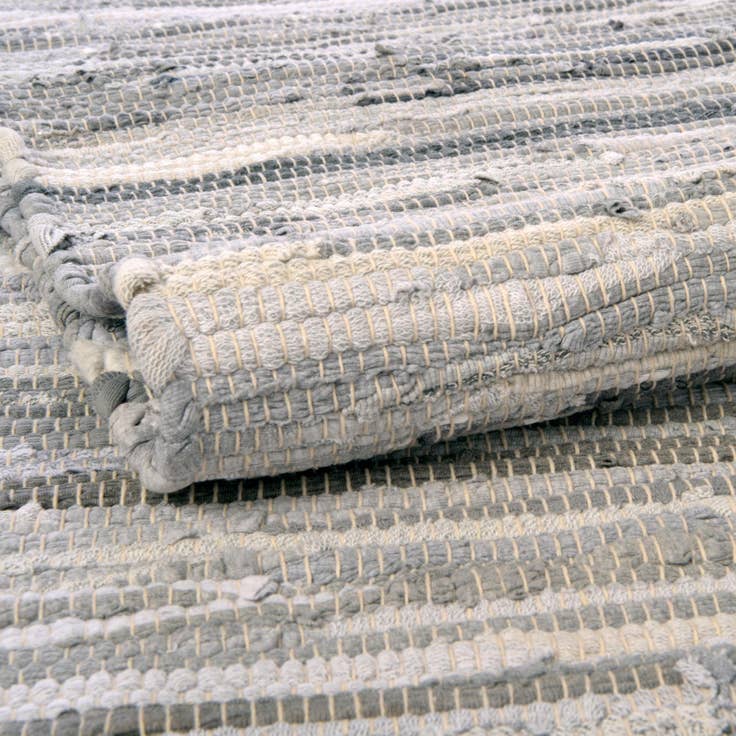 Detail image of 9' x 12' Hand Woven Chindi Cotton Rug