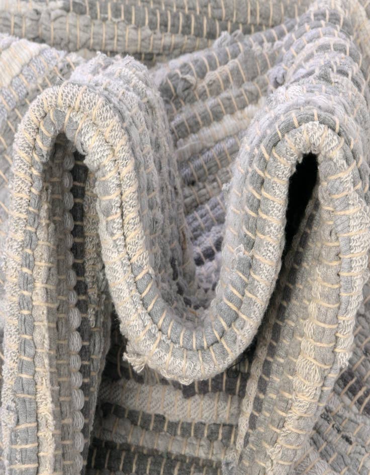 Detail image of 9' x 12' Hand Woven Chindi Cotton Rug