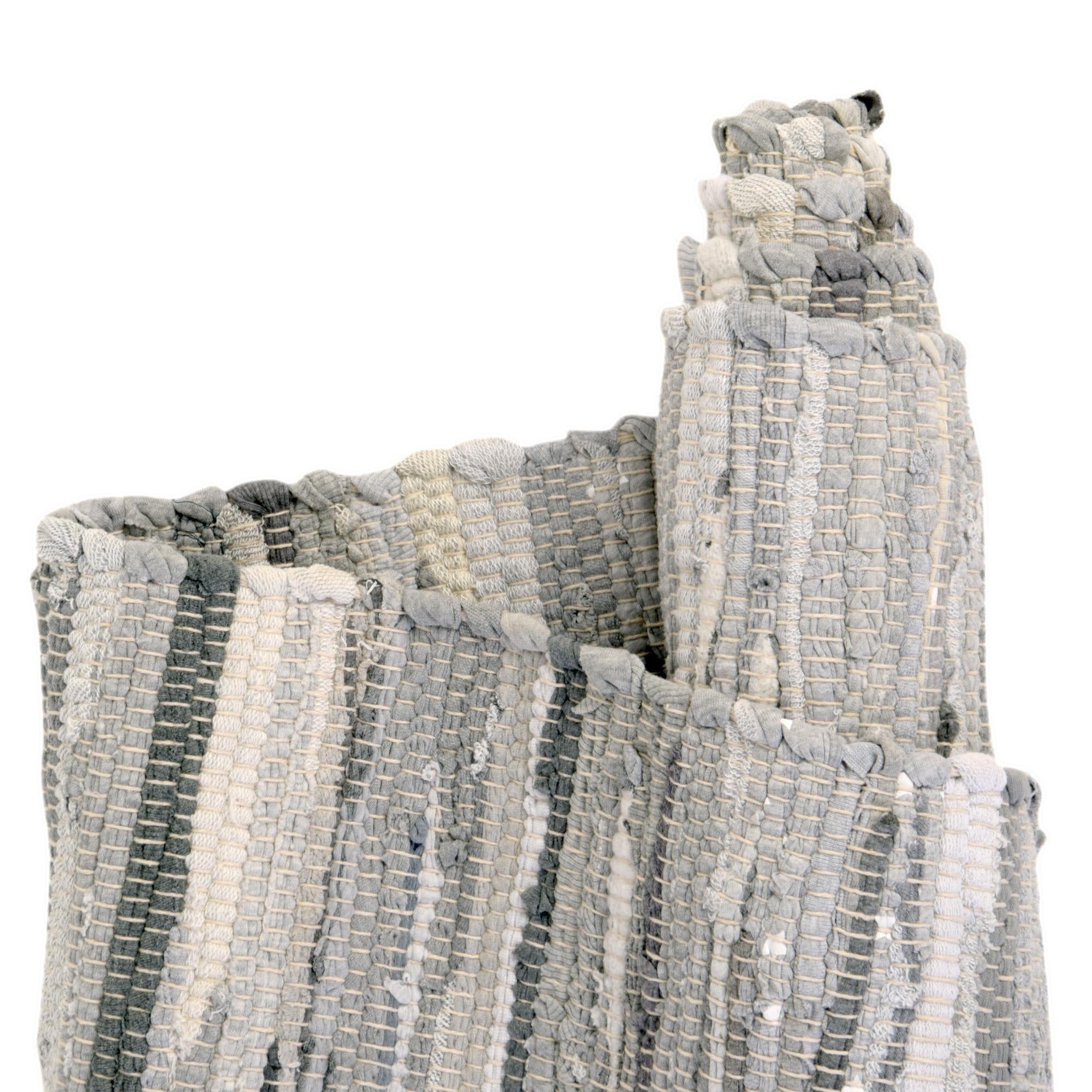 2' 2 x 3' Hand Woven Chindi Cotton Rug
