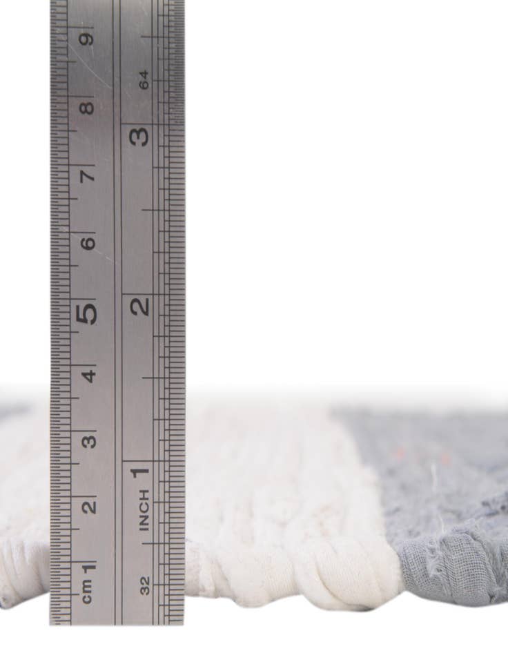 Detail image of 2' x 3' 1  Hand Woven Chindi Rag Rug