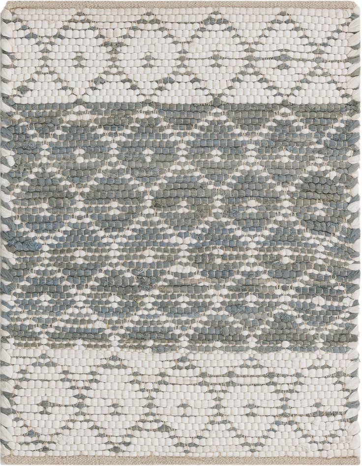 Detail image of 2' x 3' 1 Hand Woven Chindi Trellis Rug