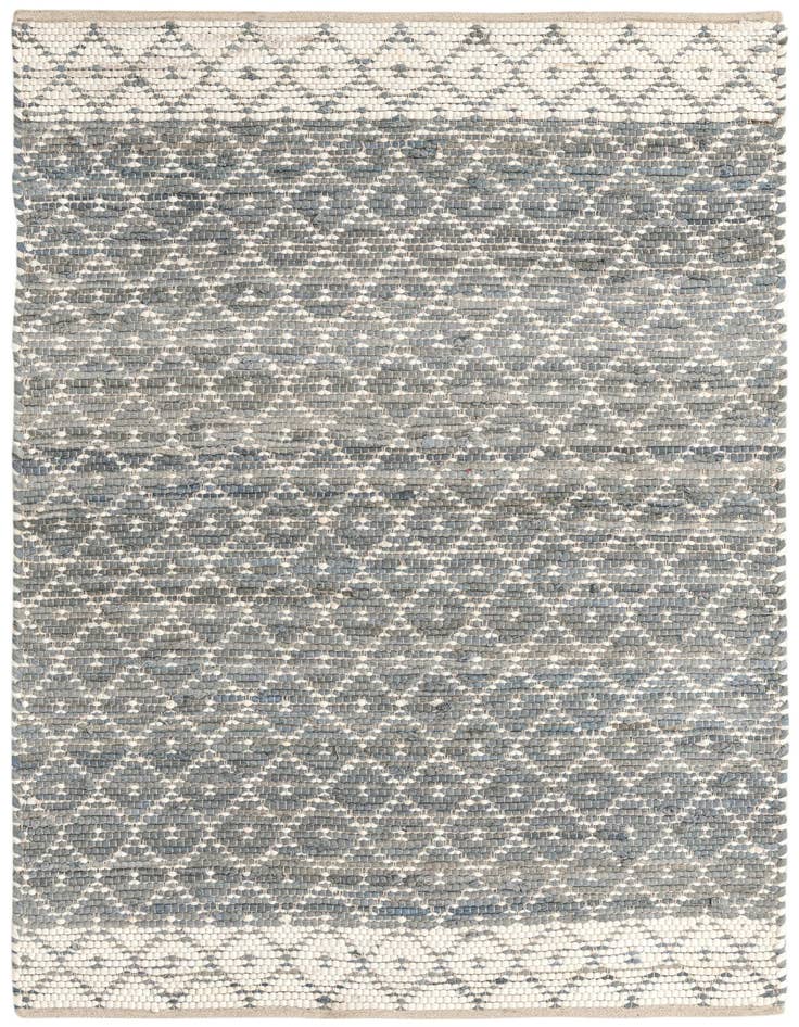Detail image of 4' 1 x 6' 1 Hand Woven Chindi Trellis Rug