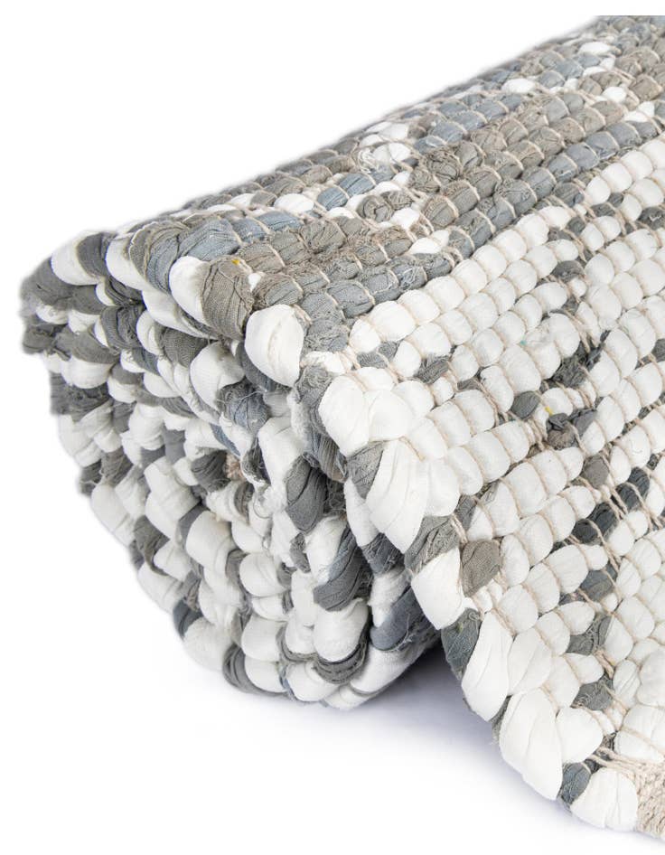 Detail image of Custom Gray Tejido a mano Chindi Trellis Alfombra