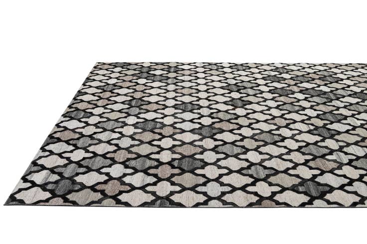 Detail image of 8' 1 x 9' 10 Cowhide - Patchwork Rug