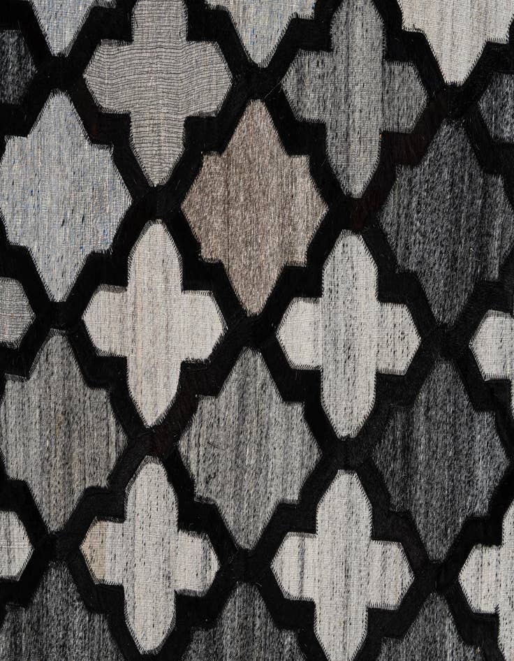 Detail image of 8' 1 x 9' 11 Cowhide - Patchwork Rug