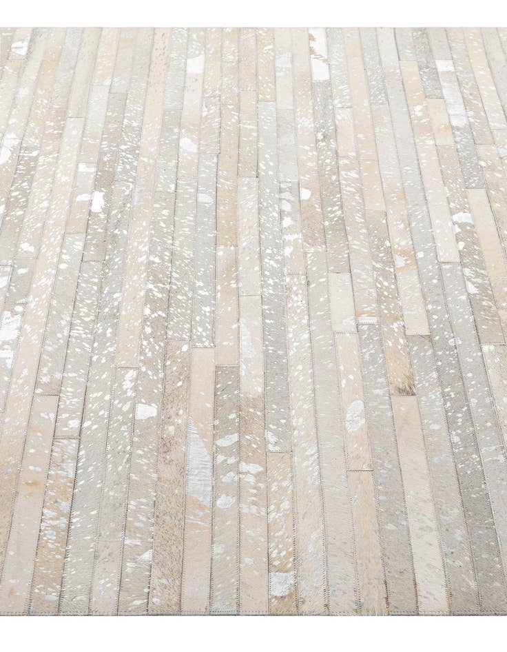 Detail image of 5' 2 x 7' 11 Cowhide - Patchwork Rug