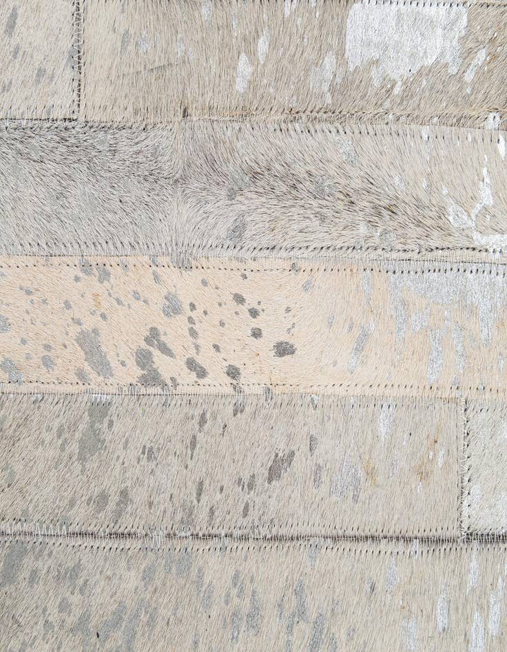 Detail image of 5' 2 x 7' 11 Cowhide - Patchwork Rug