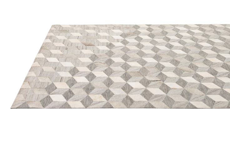 Detail image of 5' x 8' 1 Cowhide - Patchwork Rug