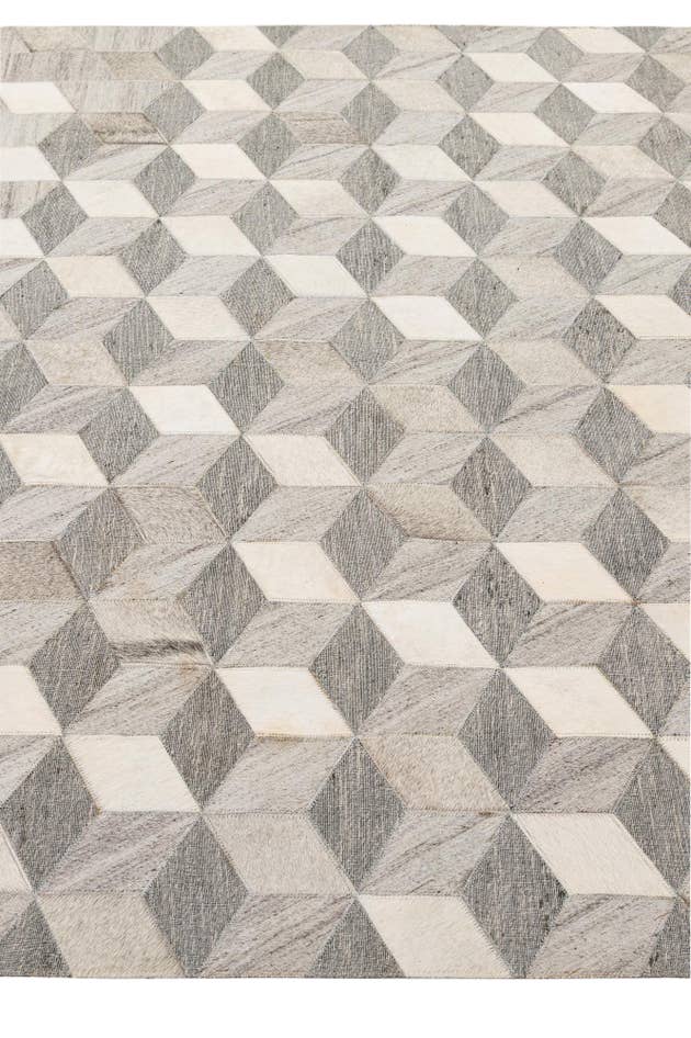 Detail image of 5' x 8' 1 Cowhide - Patchwork Rug