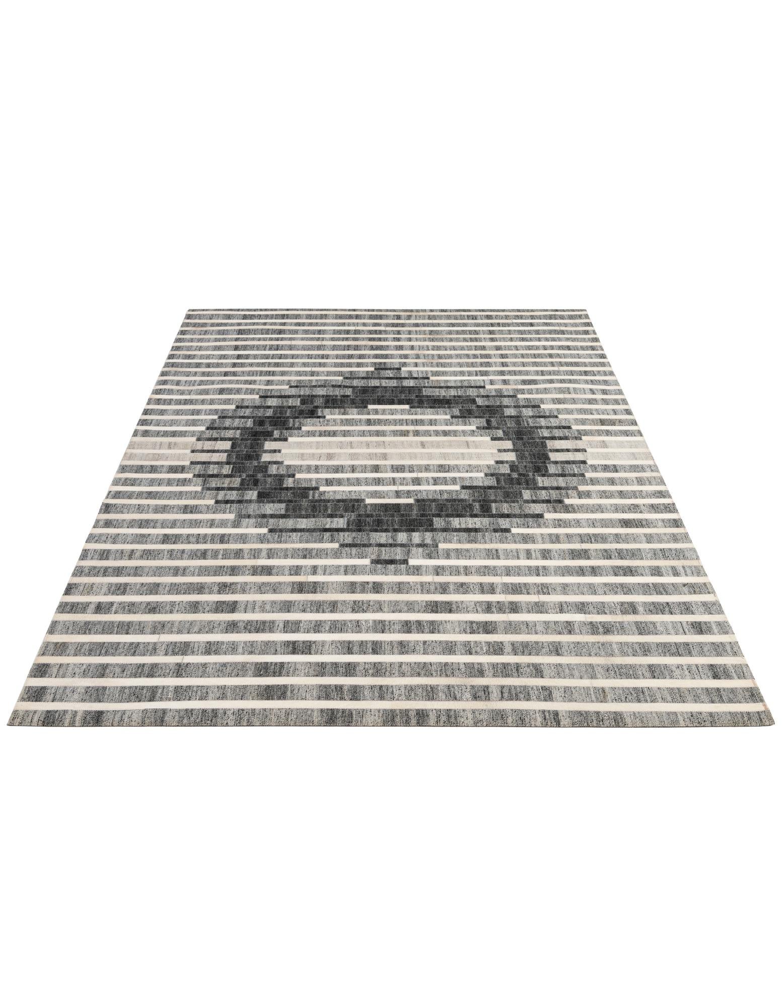 4' 11 x 7' 11 Cowhide - Patchwork Rug