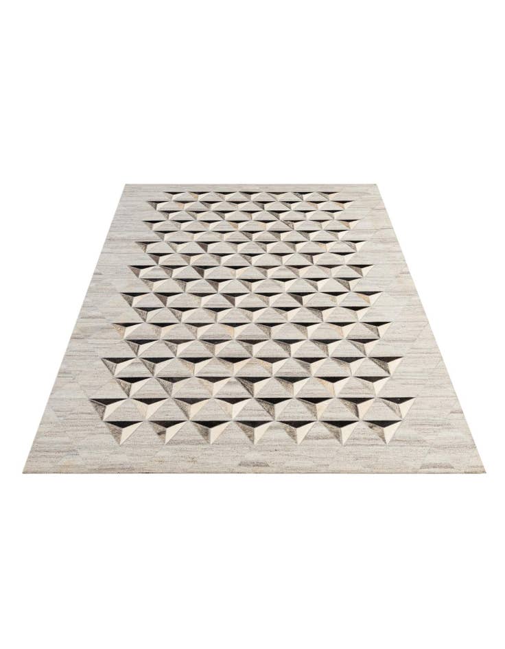 Detail image of 4' 11 x 7' 11 Cowhide - Patchwork Rug