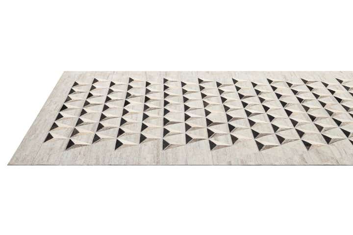 4' 11 x 7' 11 Cowhide - Patchwork Rug