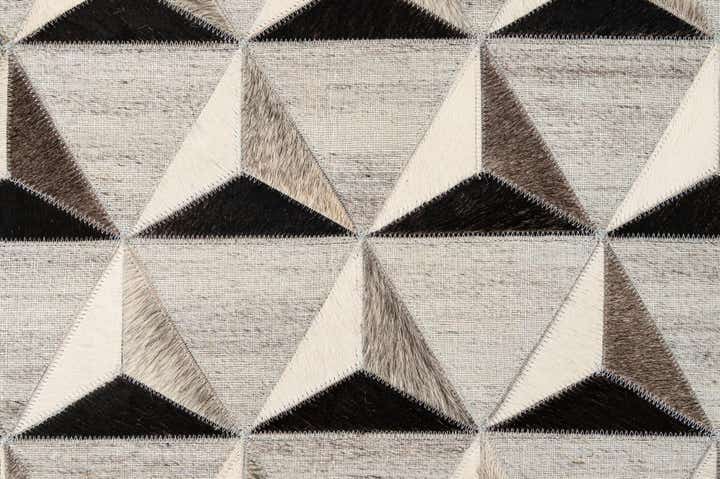 4' 11 x 7' 11 Cowhide - Patchwork Rug