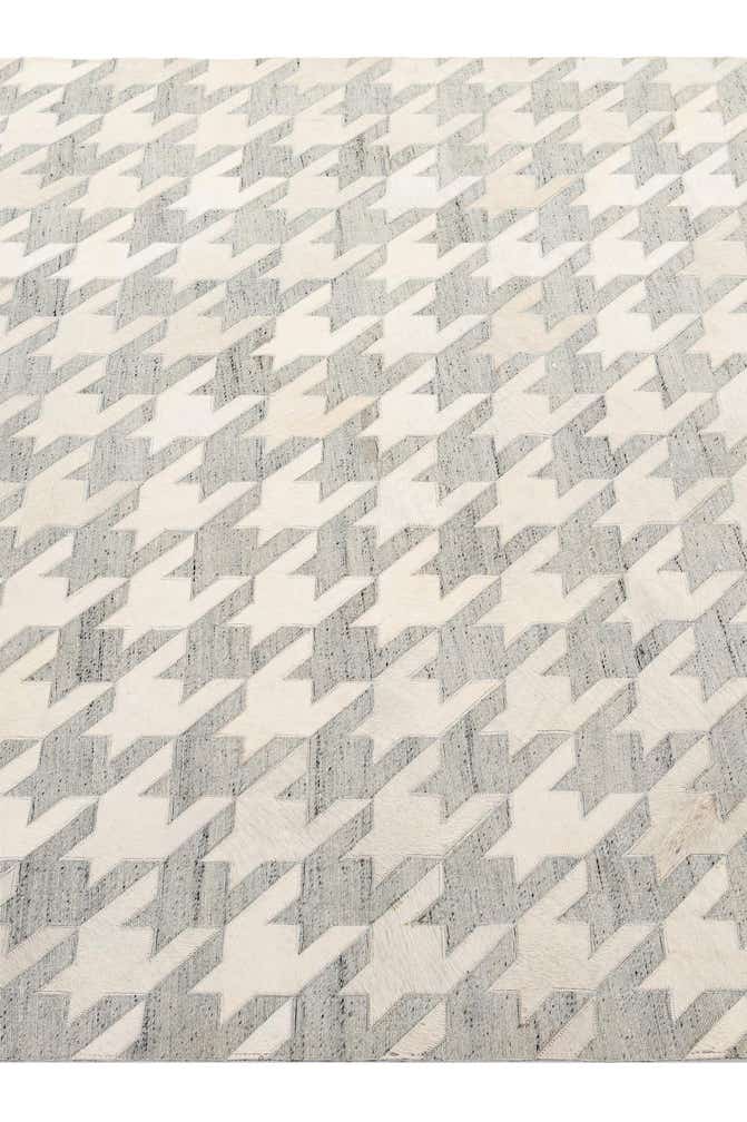 5' 1 x 7' 11 Cowhide - Patchwork Rug