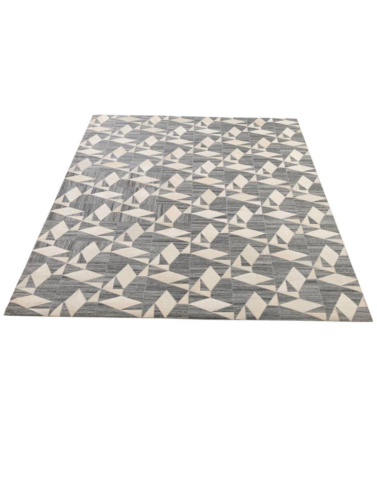 Detail image of 5' 3 x 7' 9 Cowhide - Patchwork Rug