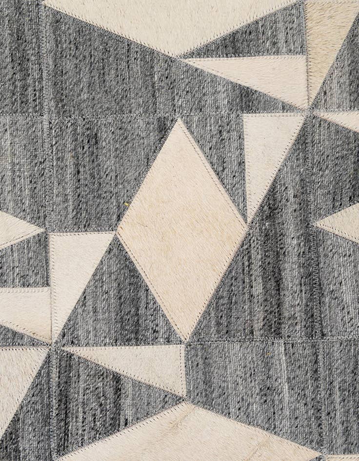 Detail image of 5' 3 x 7' 9 Cowhide - Patchwork Rug